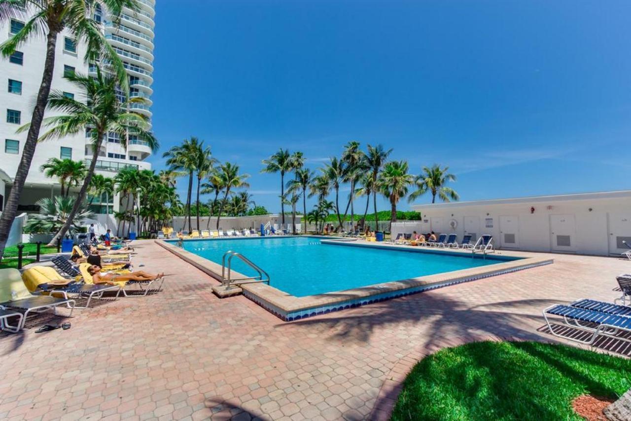 מיאמי ביץ' Casablanca Private Suite With Direct Beach Access מראה חיצוני תמונה